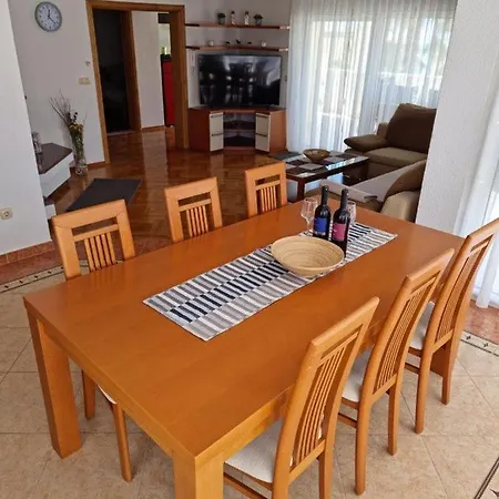 Zara Beauty Apartamento